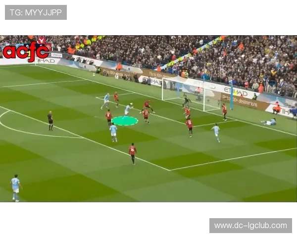 分享全球顶级足球赛事精彩瞬间与独家战术分析,带你领略足球的无穷魅力 分享全球顶级足球赛事精彩瞬间与独家战术分析,带你领略足球的无穷魅力